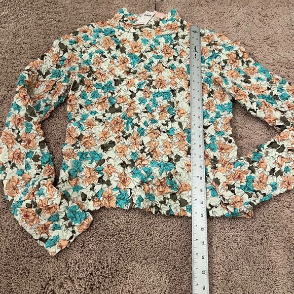NWT new Anthropologie Dolan printed pebble smocked floral turtleneck large peach - Picture 15 of 16